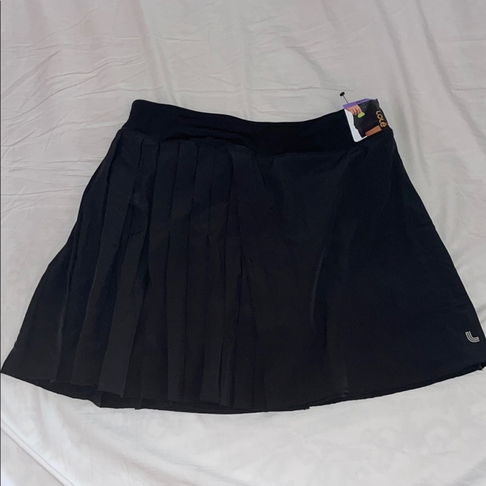 Lolë black sport skirt